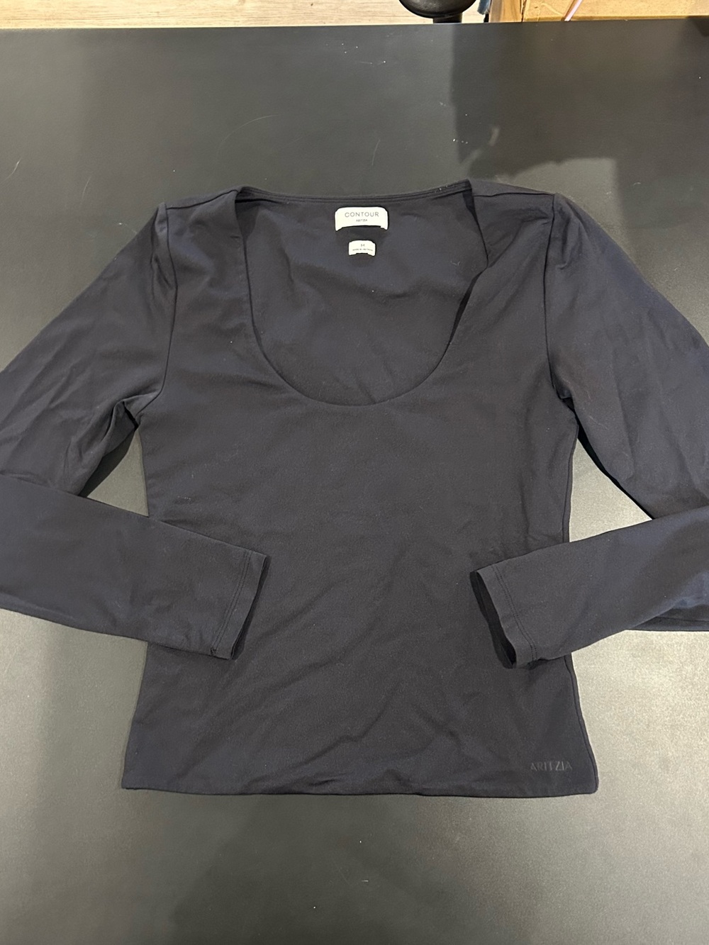 Aritzia Black Scoop Neck Long Sleeve Tee